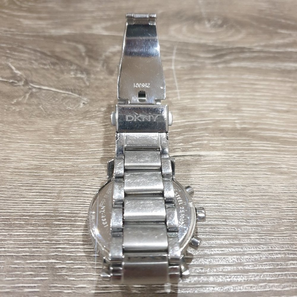 DKNY Watch (Authentic) - Picture 7 of 14